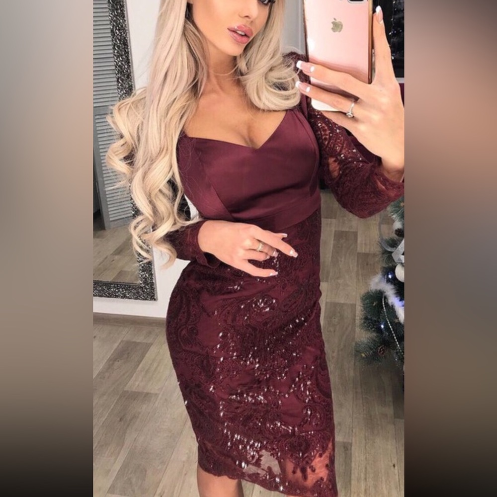Fashion designer party sheath burgundy dress